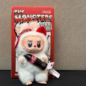 Blind Box Labubu Vinyl Face – Collection Coca-Cola : L’Expérience Collector Pleine de Mystère