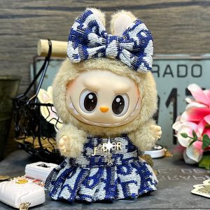 Labubu Élégance Bleue Chic et Charme