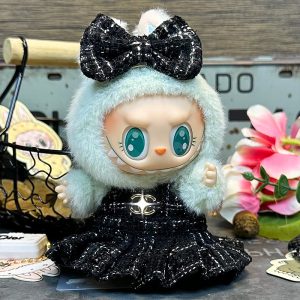 Labubu Nuit Étoilée Élégance Mystérieuse