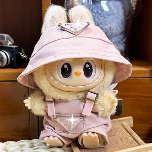 Labubu Look Urbain Édition Rose Pastel