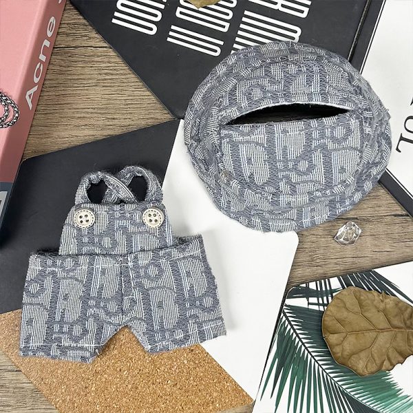 Ensemble Gris Tissé pour Labubu Sobriété, Douceur et Élégance