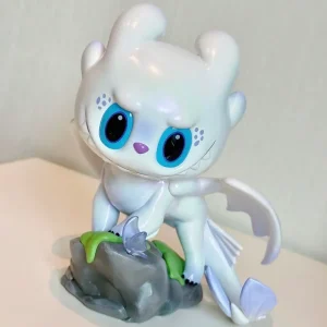 Figurine de Collection Furia Éclair – Dragonne Blanche Kawaii de Dragons