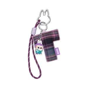 Pendentif Lettre “T” Labubu – Pin for Love Series