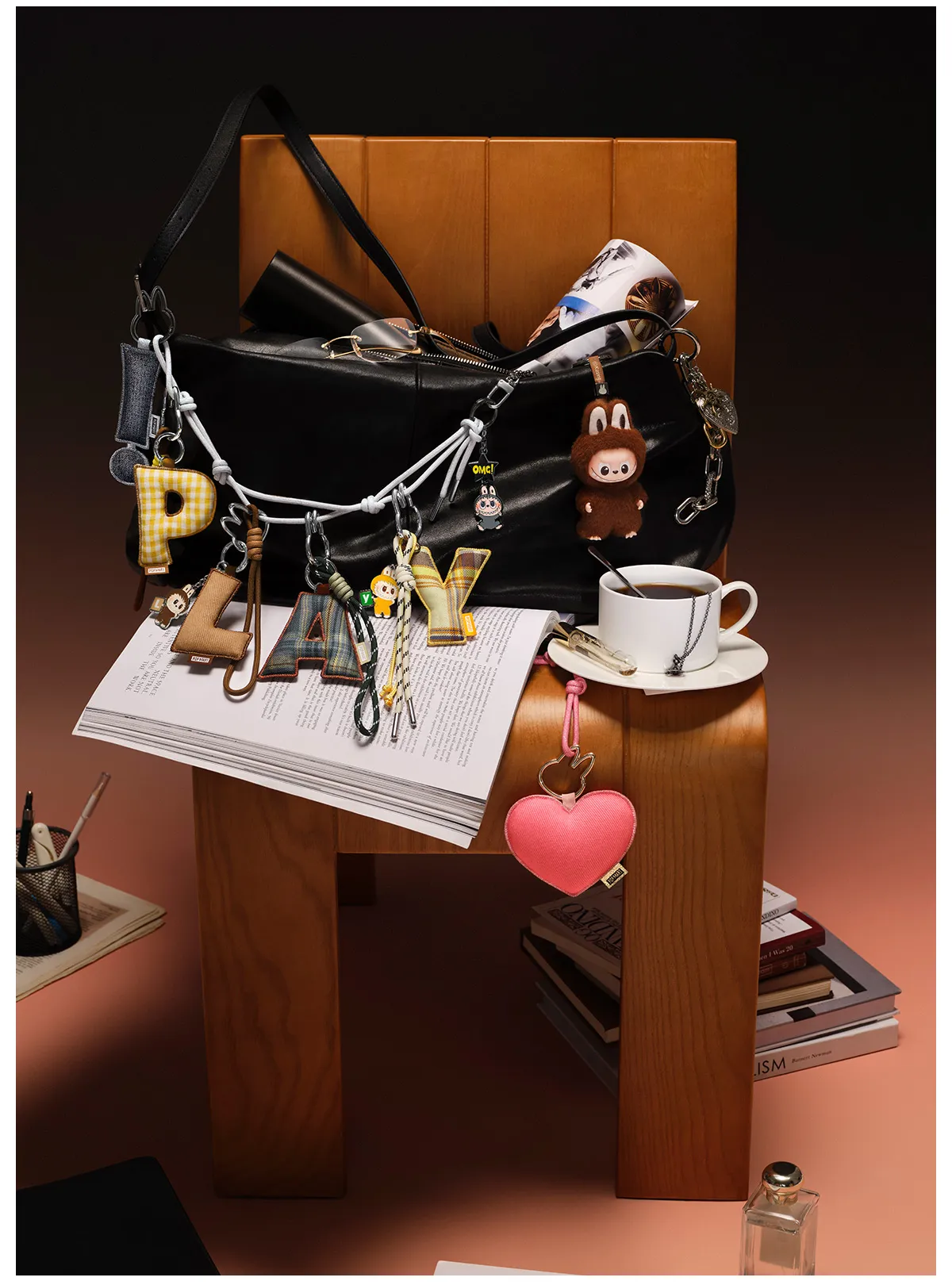 Pendentif Labubu OMG! – Pin for Love Series | Édition Secrète Ultra Rare en Blind Box (N–Z) – Image 5