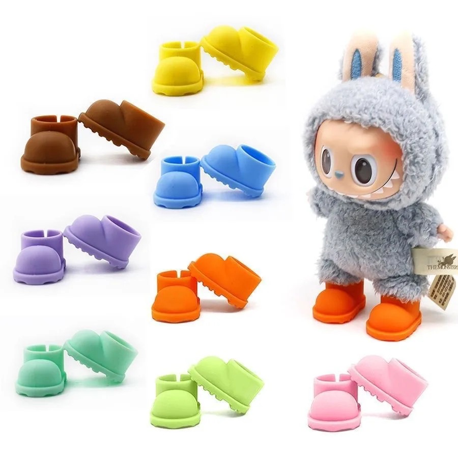 Bottes Labubu 17 cm – Chaussures d’Hiver Colorées pour Figurines de Collection (10 Couleurs Disponibles)