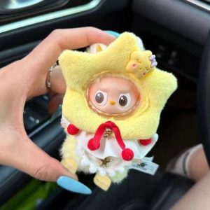 Labubu Costume Noël 17 cm – Tenue Sapin & Tenue Étoile en Peluche